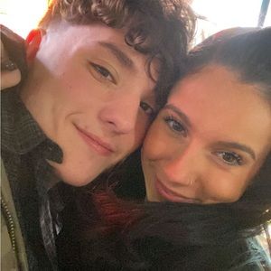 Meet your Posher, Hailey